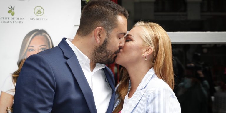 Belén Esteban reappears on networks after the operation with a nice message for her husband Miguel