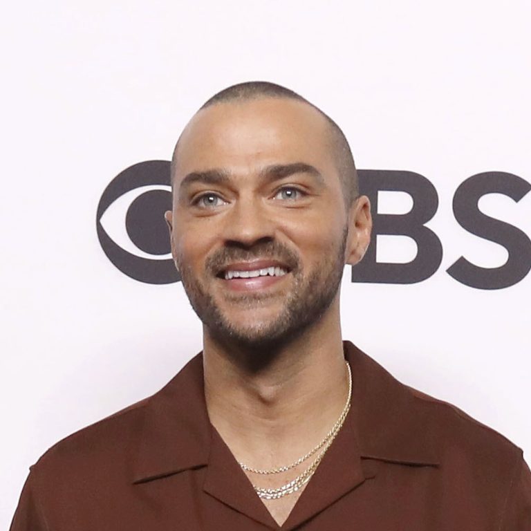 Jesse Williams (‘Grey’s Anatomy’) reacts to the leak of his full nude on Broadway