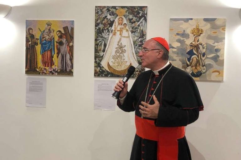 Rome hosts “Mary, Ambassador of Peace” exhibition to help children in Ukraine